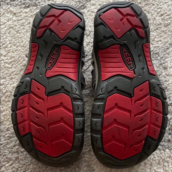 KEEN Newport - Picture 2 of 5